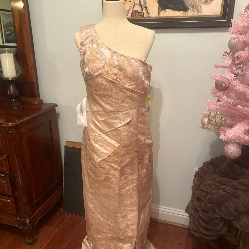 Kay Unger Blush Evening Dress
